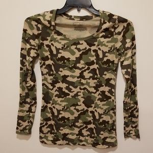 No Boundries  camo tee